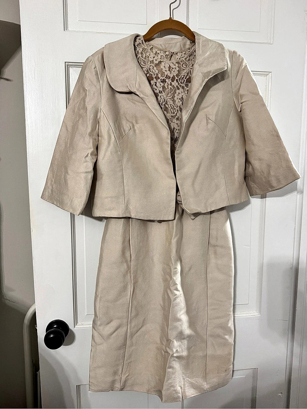 Vintage 1960s Mardi Gras New York Lace Cocktail Dress/Cropped Jacket Set